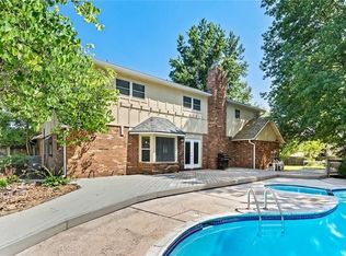 802 S La Rouge Ct, Rogers, AR 72758