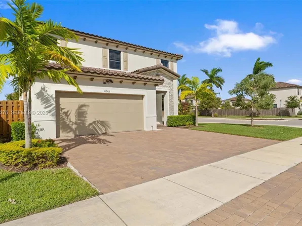 11903 SW 241st Ter, Homestead, FL 33032
