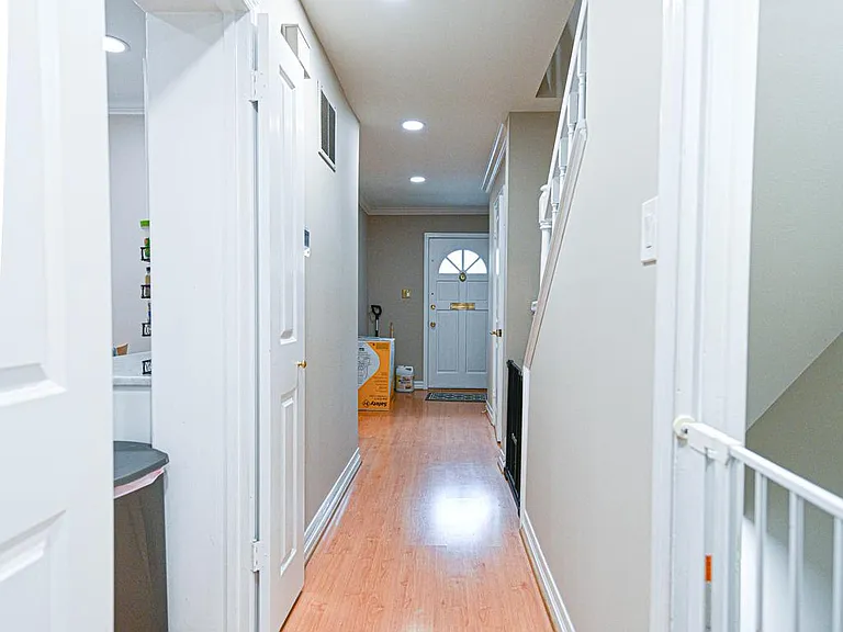 7377 Montcalm Dr — Photo 6