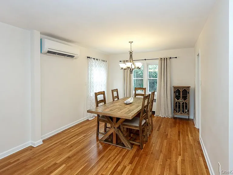 242 Clinton Rd — Photo 9