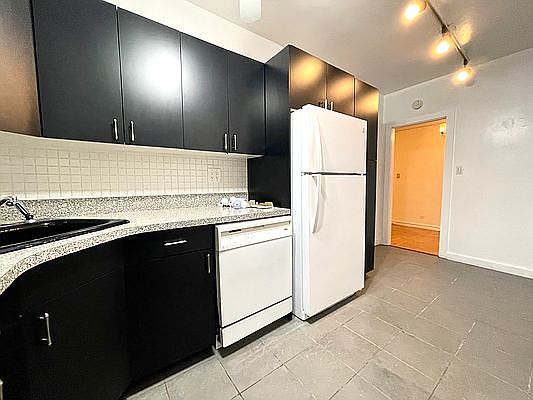1st image of 4755 39th Pl APT 1