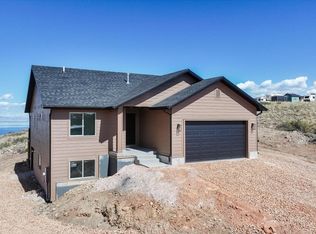 1040 Rd Rd, Garden City, UT 84028