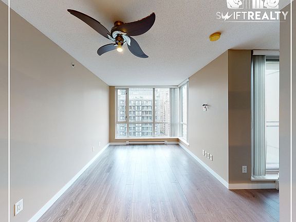 02_1805-1082 _Seymour St_living space_03032025