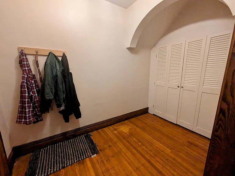 66 Ardmore Pl #1 — Photo 2