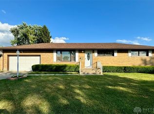 4360 Helena Dr, Springfield, OH 45503