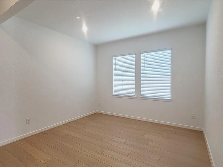 21523 Banpo Bend Dr — Photo 9