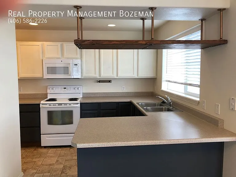 1112 Longbow Ln #G — Photo 5