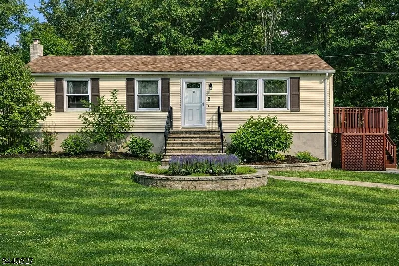 3 bed, 2.0 bath, $2,800 — Photo 1