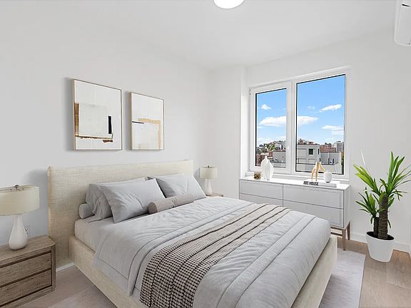 3rd image of 172-02 Hillside Ave #9I
