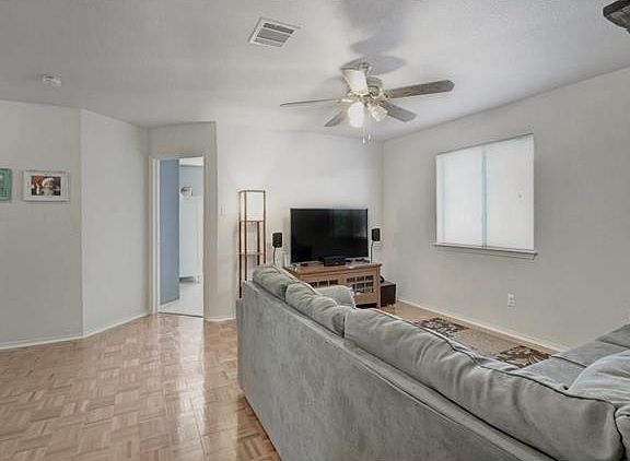4th image of 14729 Montoro Dr