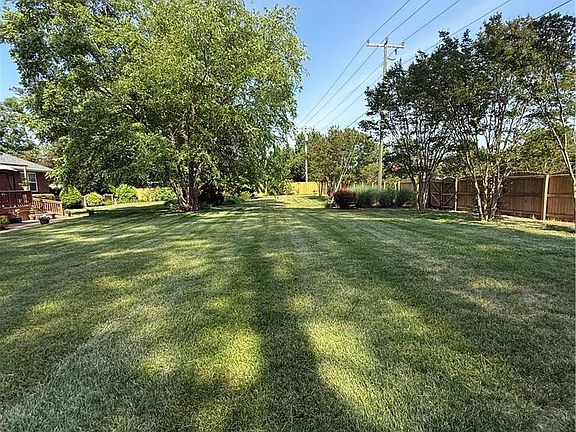 4th image of 8776 Adams Dr
