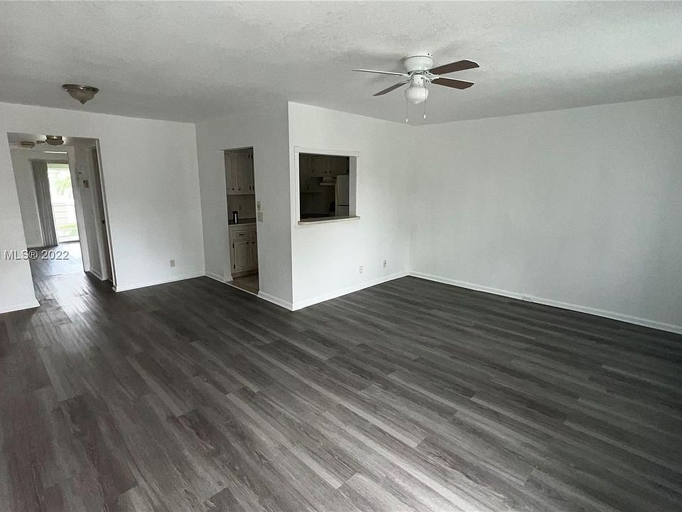 1st image of 32 Newport Ct #B