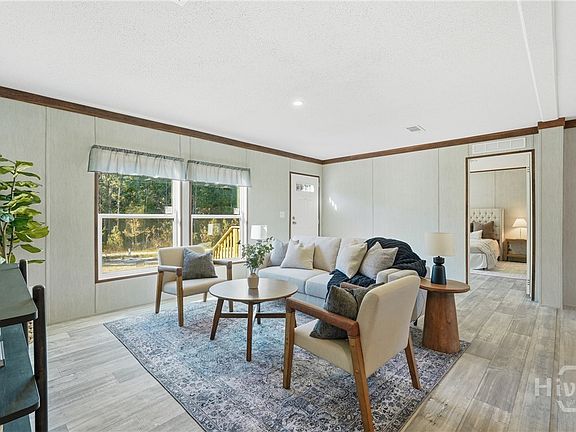 5th image of 218 Shade Tree Drive