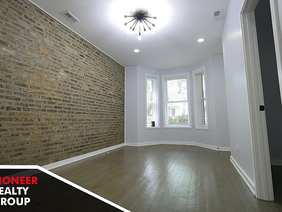 4th image of 3541 N Damen Ave #1
