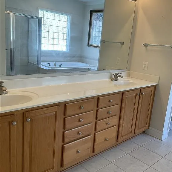 4200 Ferncreek Dr — Photo 12