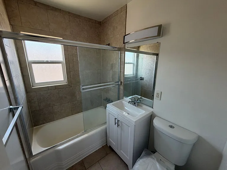 w4061 — Photo 15