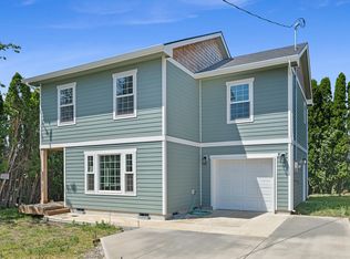 4004 12th St, Tillamook, OR 97141