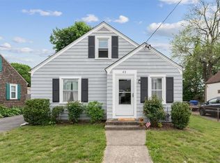 45 Wasaga Rd, Pawtucket, RI 02861