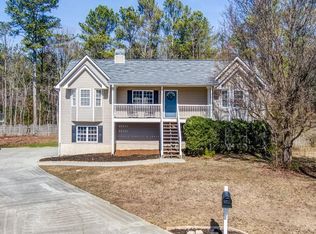 383 Fairview Ln, Dallas, GA 30157