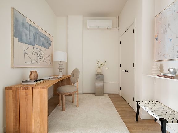 5th image of 110 W 32nd St #7N