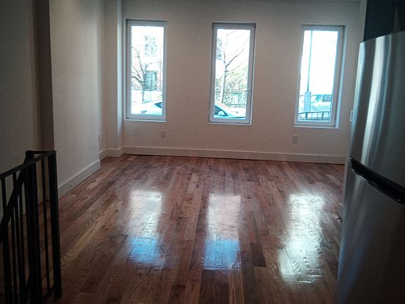 2nd image of 472 Gates Ave #1A