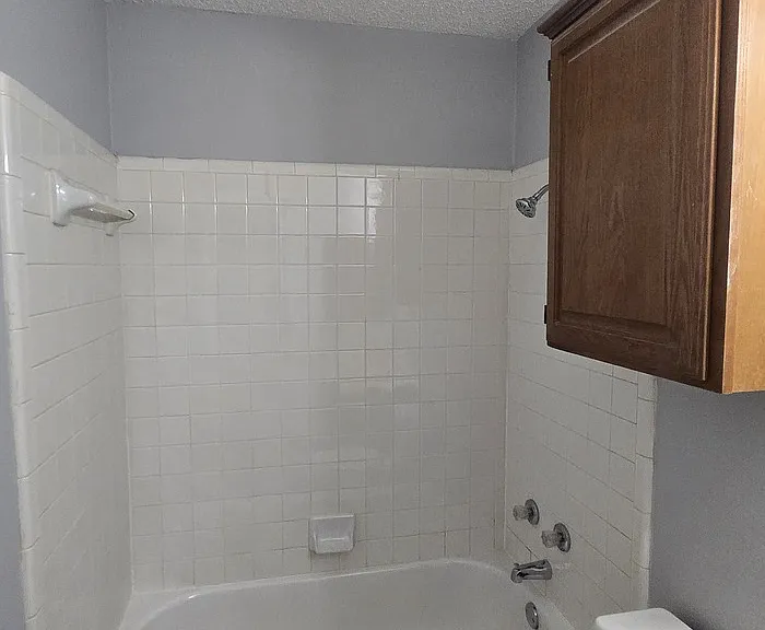 6909 Club Creek Dr — Photo 9