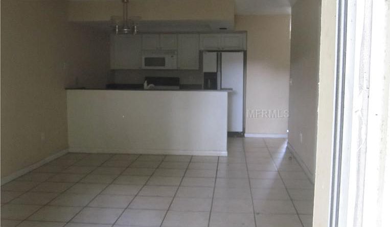 2nd image of 2553 Clairmont Ave