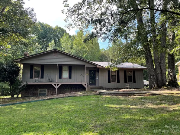 716 Carson St, Troy, NC 27371