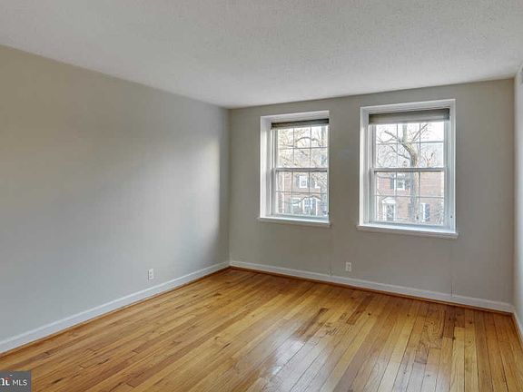 3rd image of 4707 29th St S APT B1