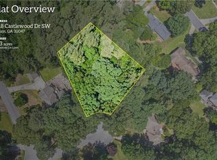 5018 Castlewood Dr, Lilburn, GA 30047