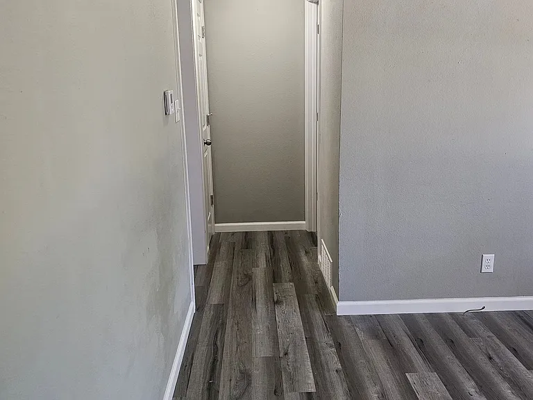 408 Troy Rd #C — Photo 37