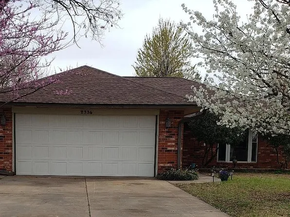 2336 Appleway St, Edmond, OK 73013