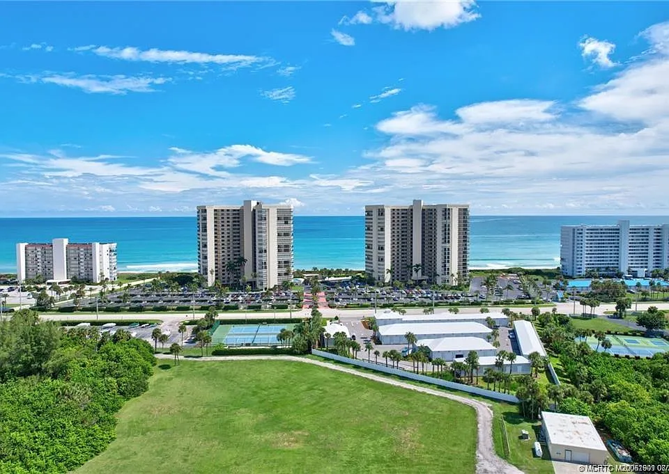 9500 S Ocean Dr #809