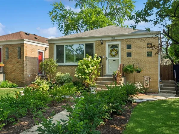 1914 Warren St, Evanston, IL 60202