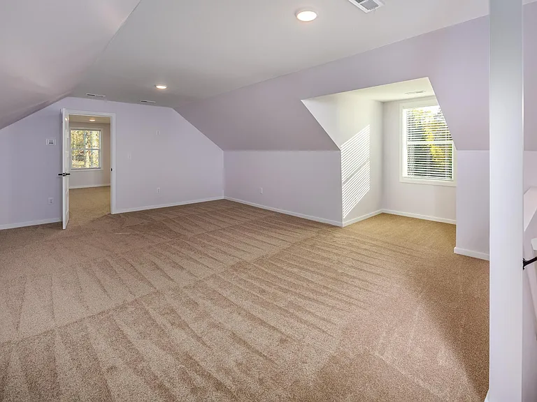 7039 Executive Cir — Photo 31