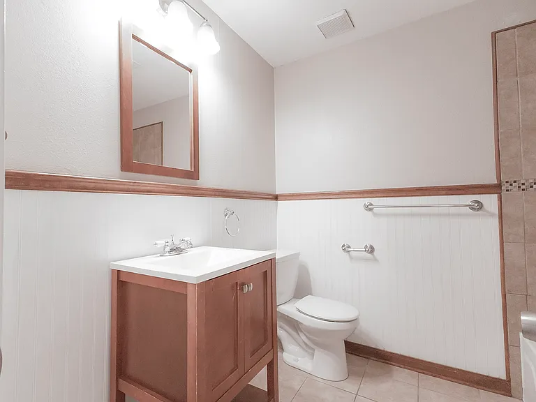 205 Ferguson Dr — Photo 12