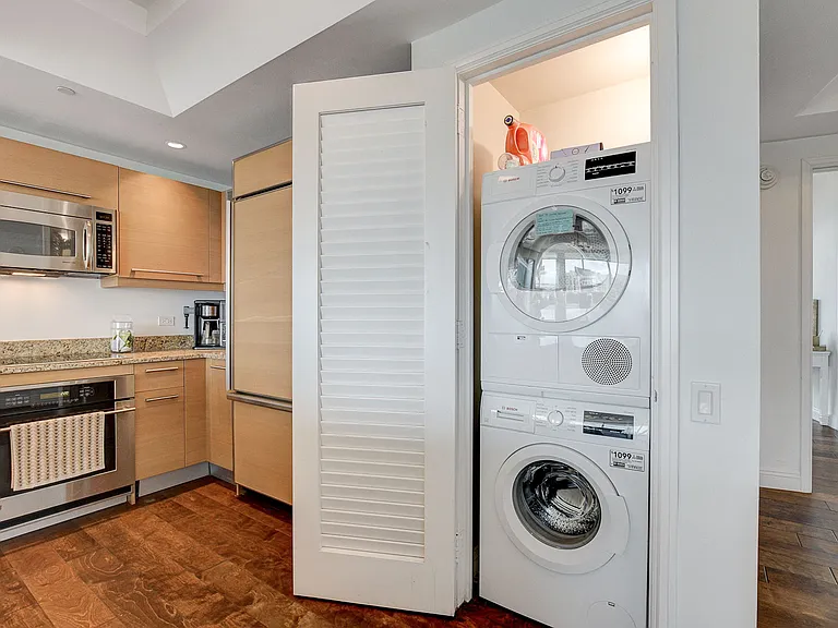 222 Karen Ave #4101 — Photo 16