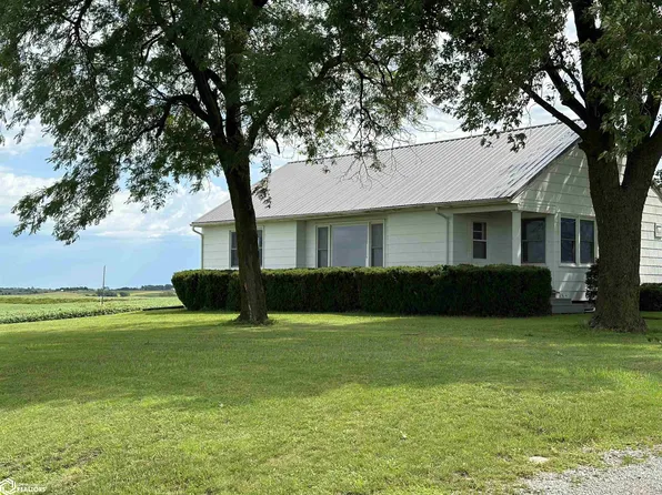 2260 Maple Ave, Clarinda, IA 51632