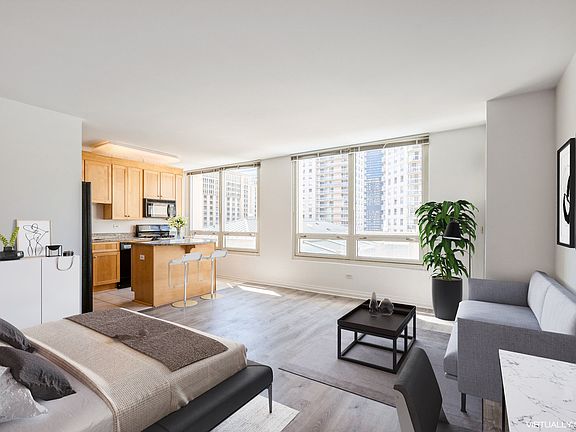 3rd image of 33 W Ontario St #18D