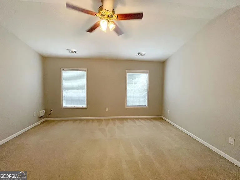 401 Norton Xing — Photo 10