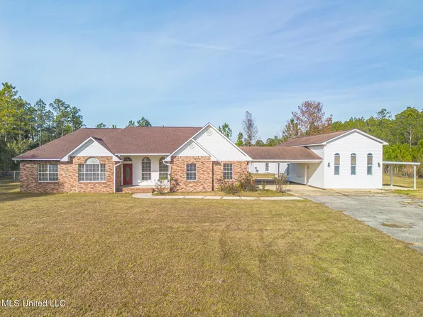 5551 Carter Rd, Ocean Springs, MS 39564
