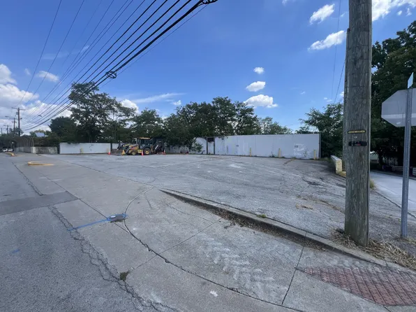 265 N Main St, Winchester, KY 40391