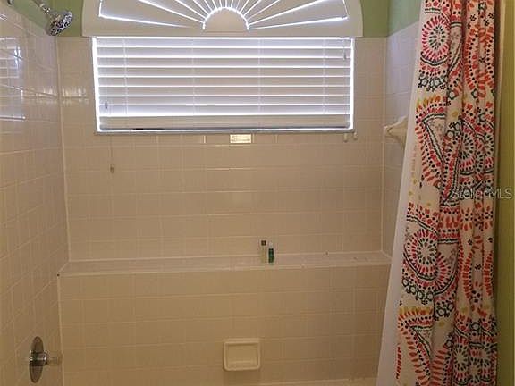 4th image of 553 Northbridge Dr