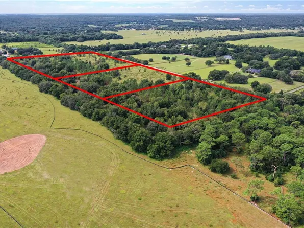 Equestrian Trl, Sorrento, FL 32776