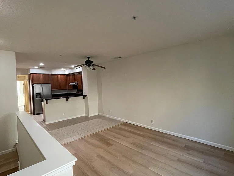 2232 Beech Cir — Photo 3