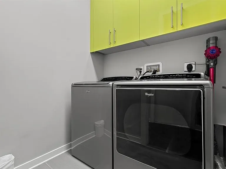 6717 S Dauphin Ave — Photo 23