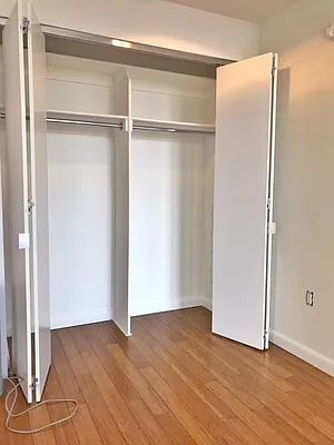 Rented by The Dermot Realty Management Company | media 19
