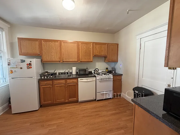 1634 Commonwealth Ave #18 — Photo 22