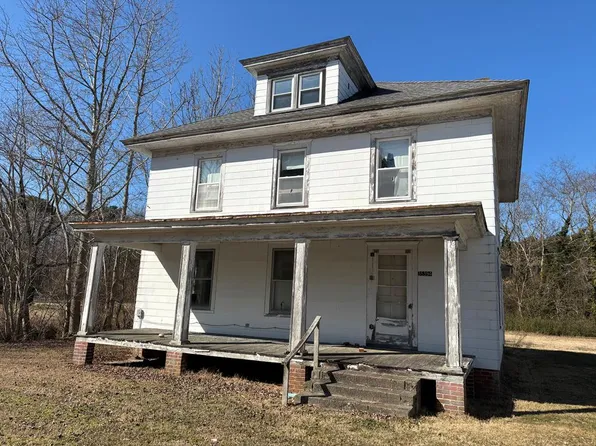 35394 Belle Haven Rd, Belle Haven, VA 23306