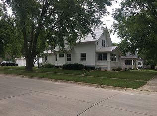 600 3rd St SE, Independence, IA 50644